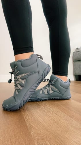 Customer photo review of Carter Elite - Non-slip & Universal Winter Barefoot Shoe