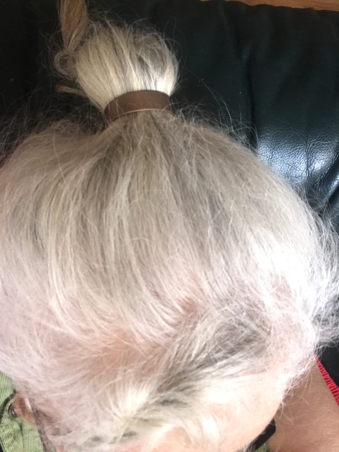 Customer photo review of Volummi Bronze Glow