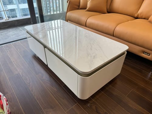 Customer photo review of SERENO - Bàn trà chữ nhật màu trắng, mặt đá Ceramic, tích hợp 4 ngăn kéo