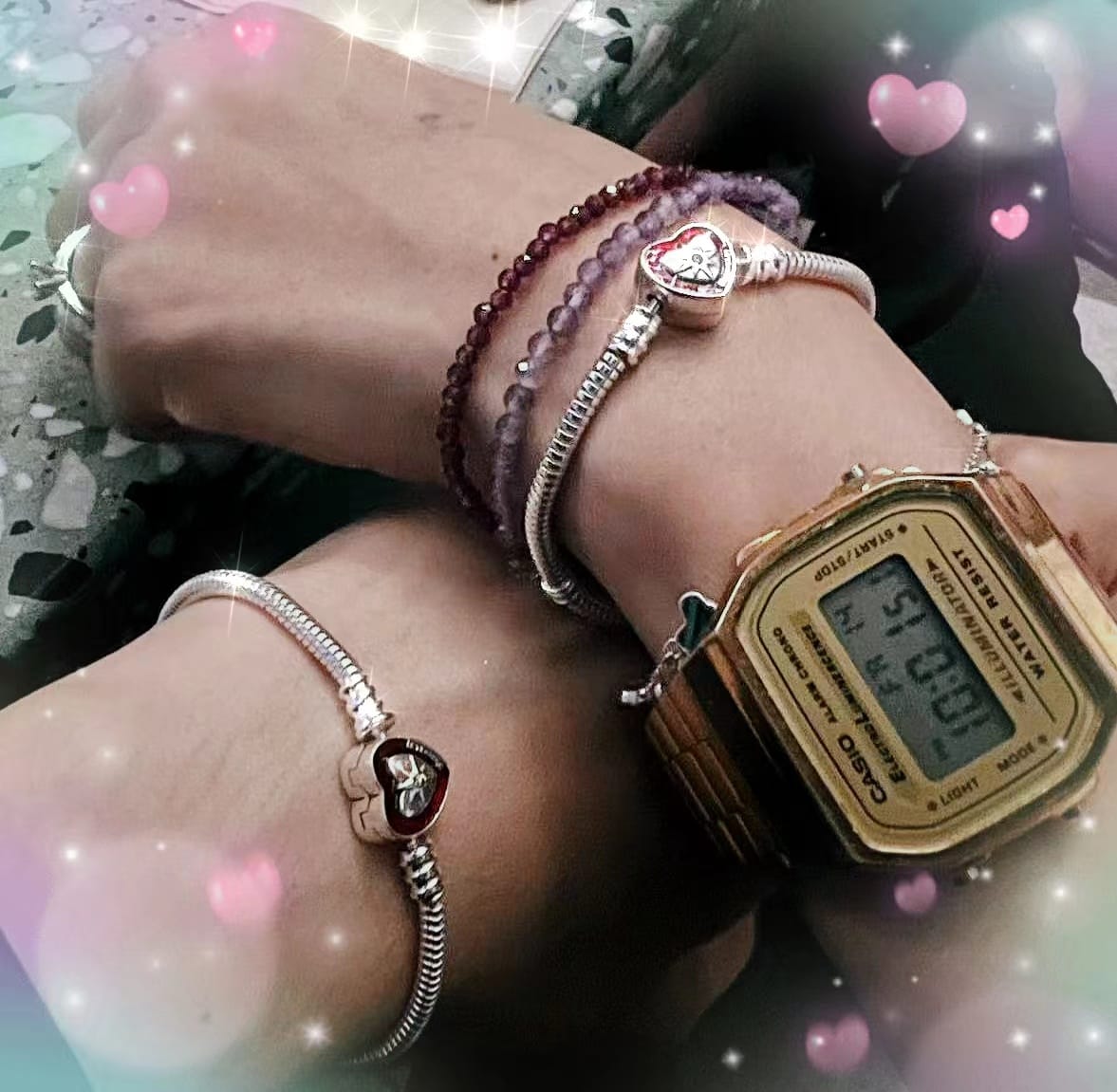 Customer photo review of PROJECT SKZ! heart clasp bracelet