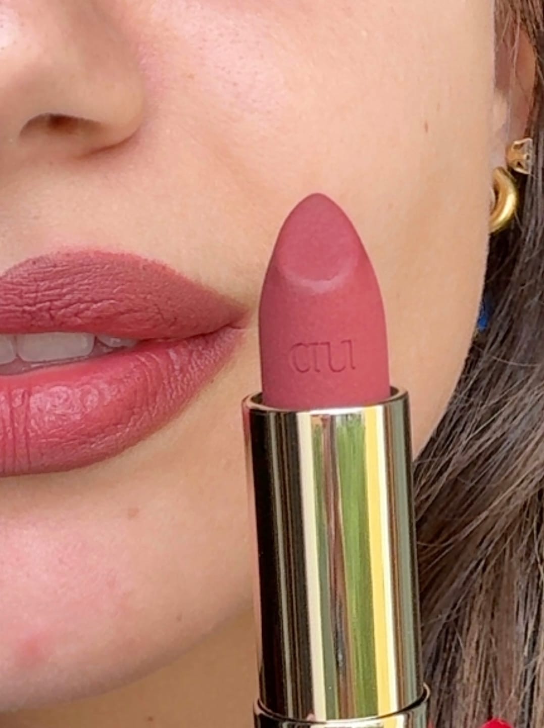 Customer photo review of Lip Over