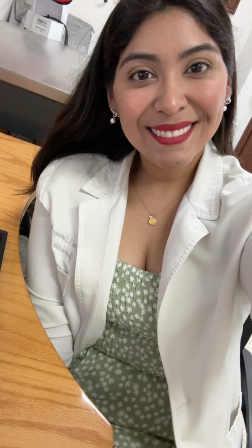 Customer photo review of Par Arete Nudo Con Perla