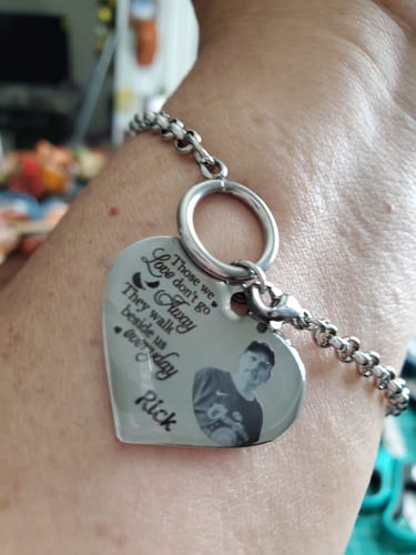 Customer photo review of Personalized Heart Bracelet I'm Always With You - Memorial Gift For Family, Friend