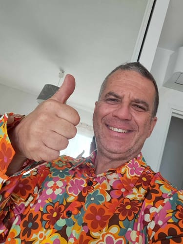 Customer photo review of Chemise à manches longues pour homme à imprimé floral vintage des années 70