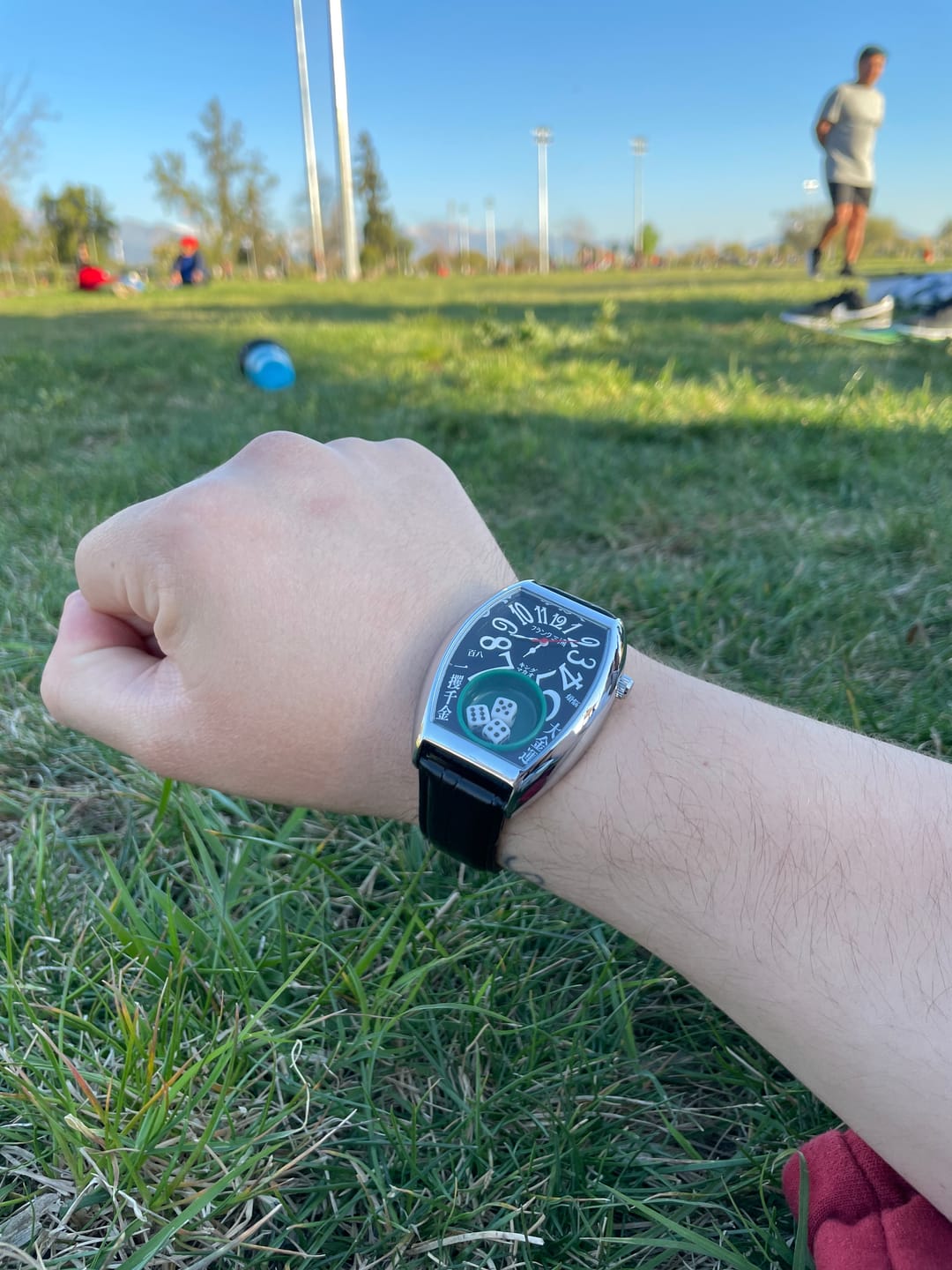 Customer photo review of Reloj Análogo Frank Miura FM12-SVBK Life's a Gamble JDM