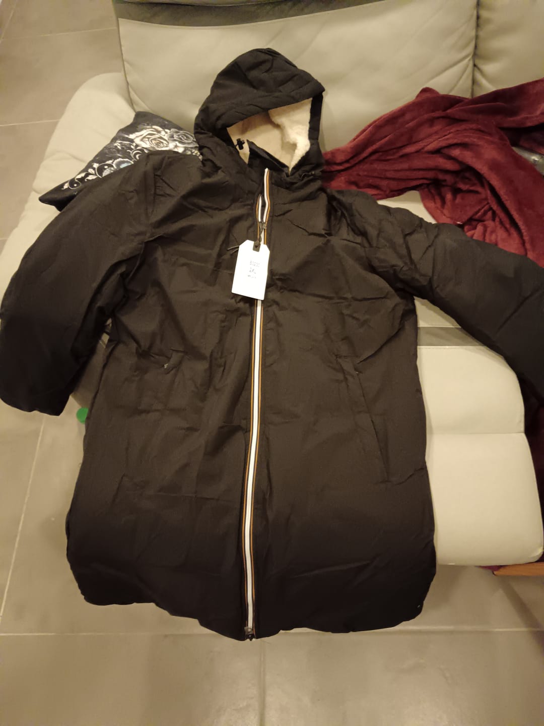 Customer photo review of DOUDOUNE KWAY LONGUE NOIR