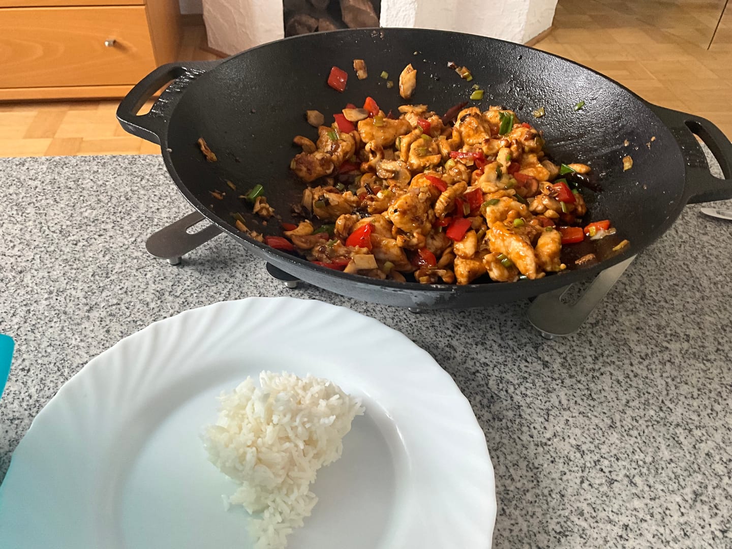 Customer photo review of Premium Thai Sauce mit 10 Rezeptkarten (für 13-15 Portionen)