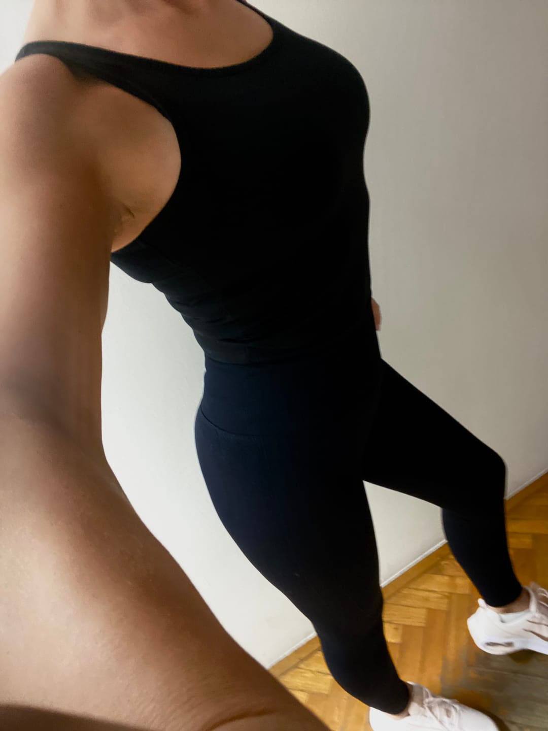 Customer photo review of MOTION SEAMLESS LEGGINGS