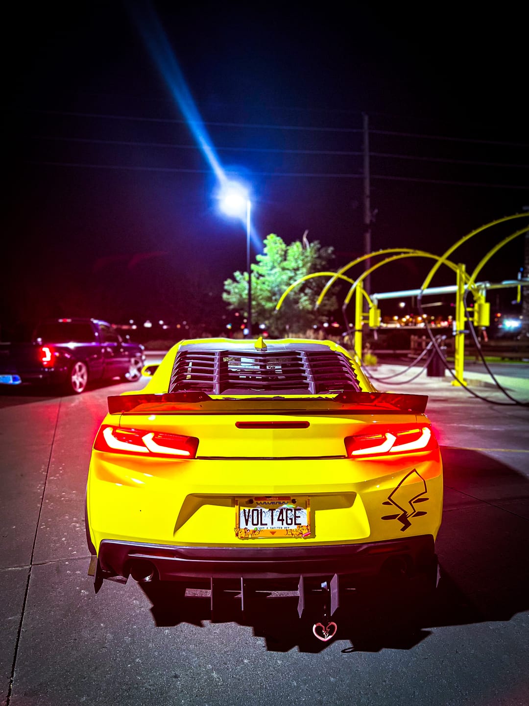 Customer photo review of 6th Gen Camaro Track Package Rear Trunk Spoiler Wing