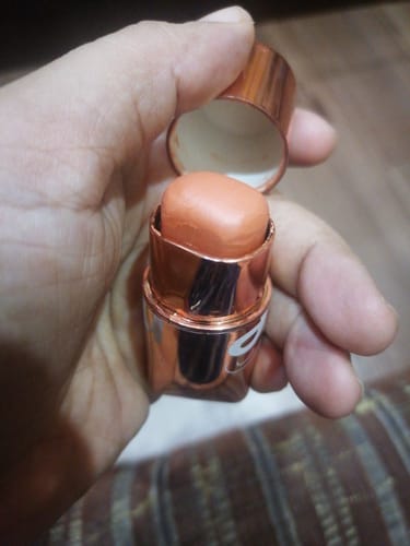 Customer photo review of O.TWO.O GLOW COLOR BOUNCE MOUSSE BLUSH