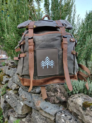 Customer photo review of Rucksack mit Patch (🌲)