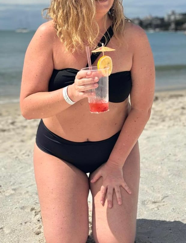 Customer photo review of BOTTOM TIRO ALTO ALZA COLA COLORES LISOS