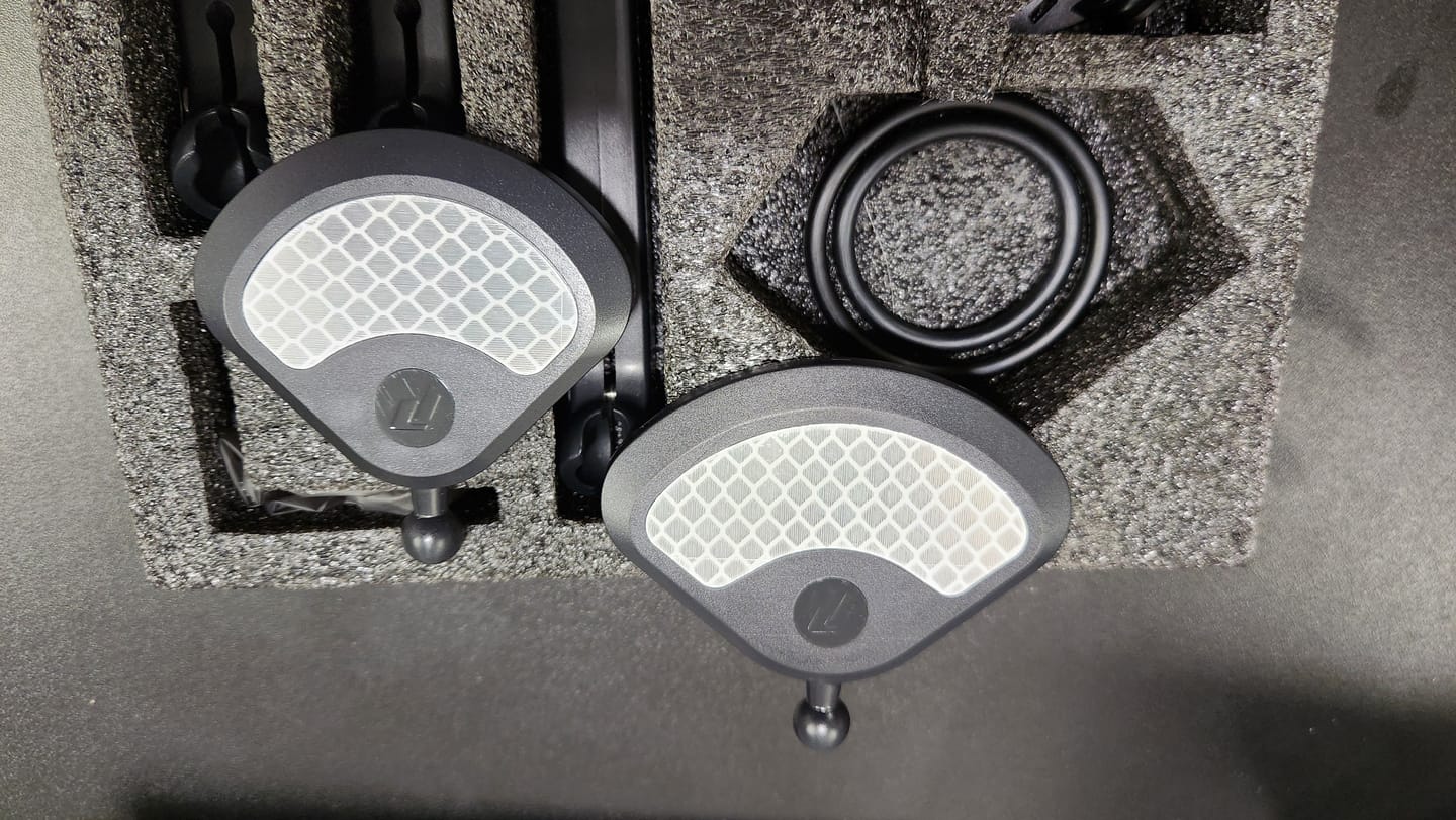 Customer photo review of Helmet Mirror(Pre-order)