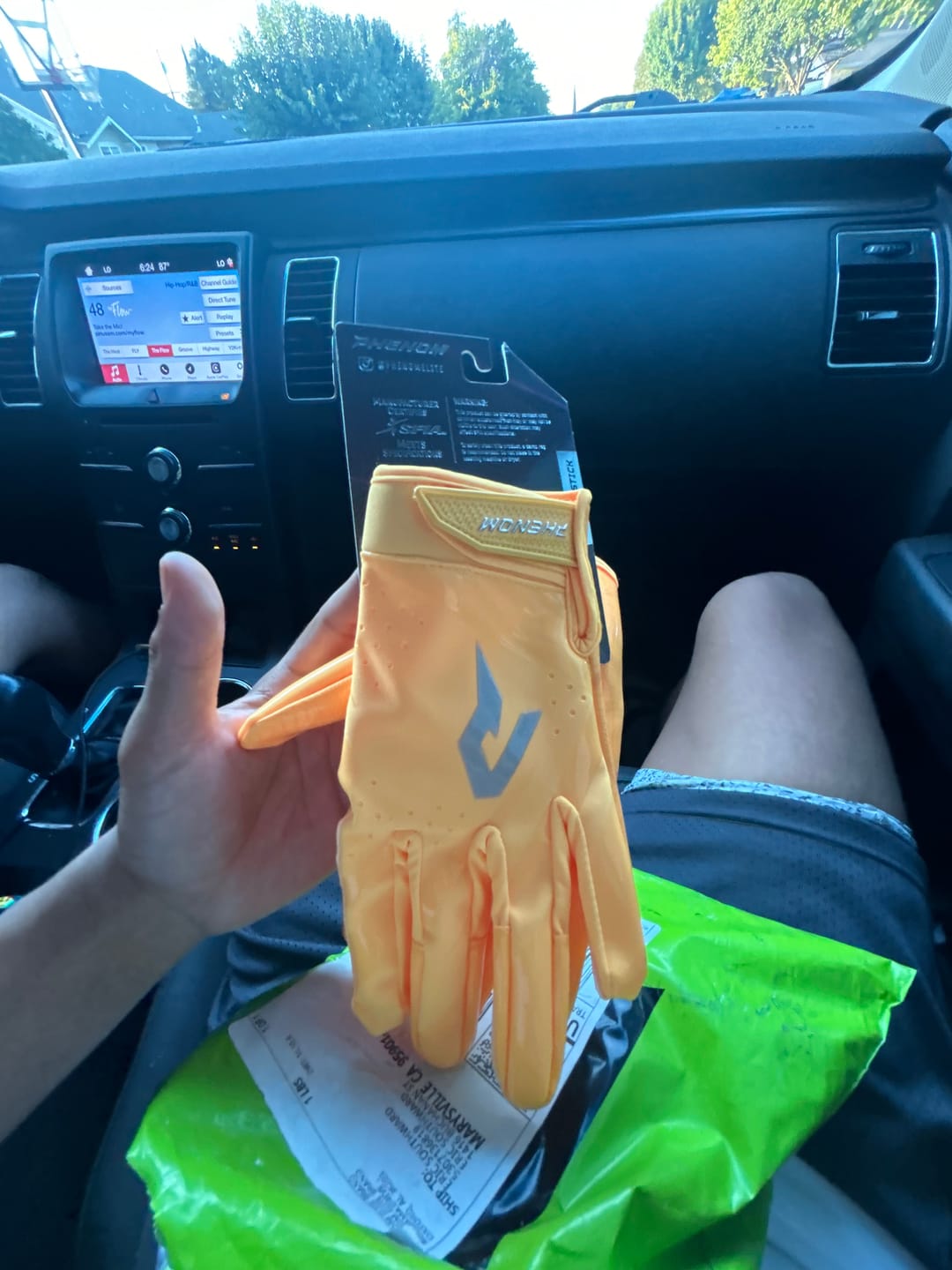 Customer photo review of Phenom Elite VPS5 Adult Football Gloves - Team Colors