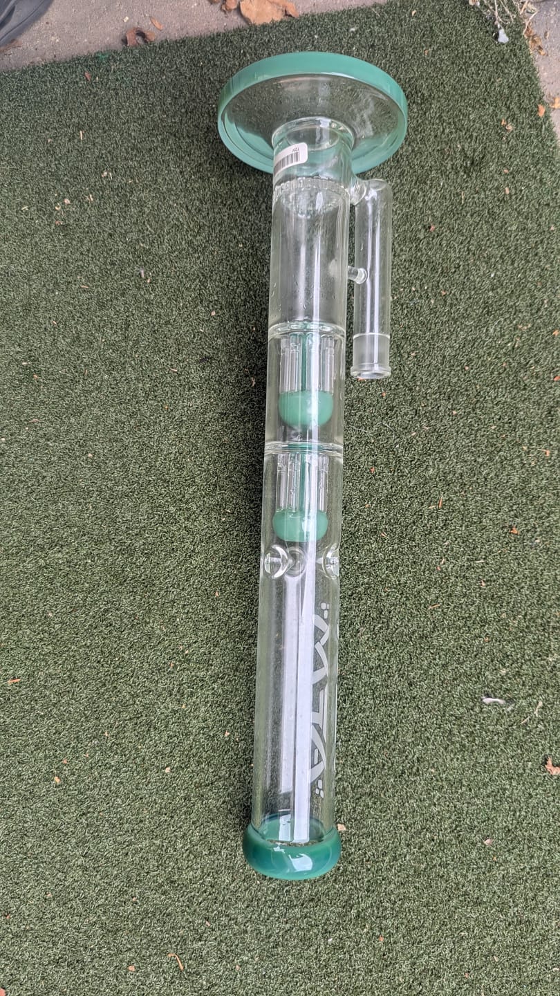 Customer photo review of 18" AFM Ripper Double Arm Perc Glass Straight Tube Bong