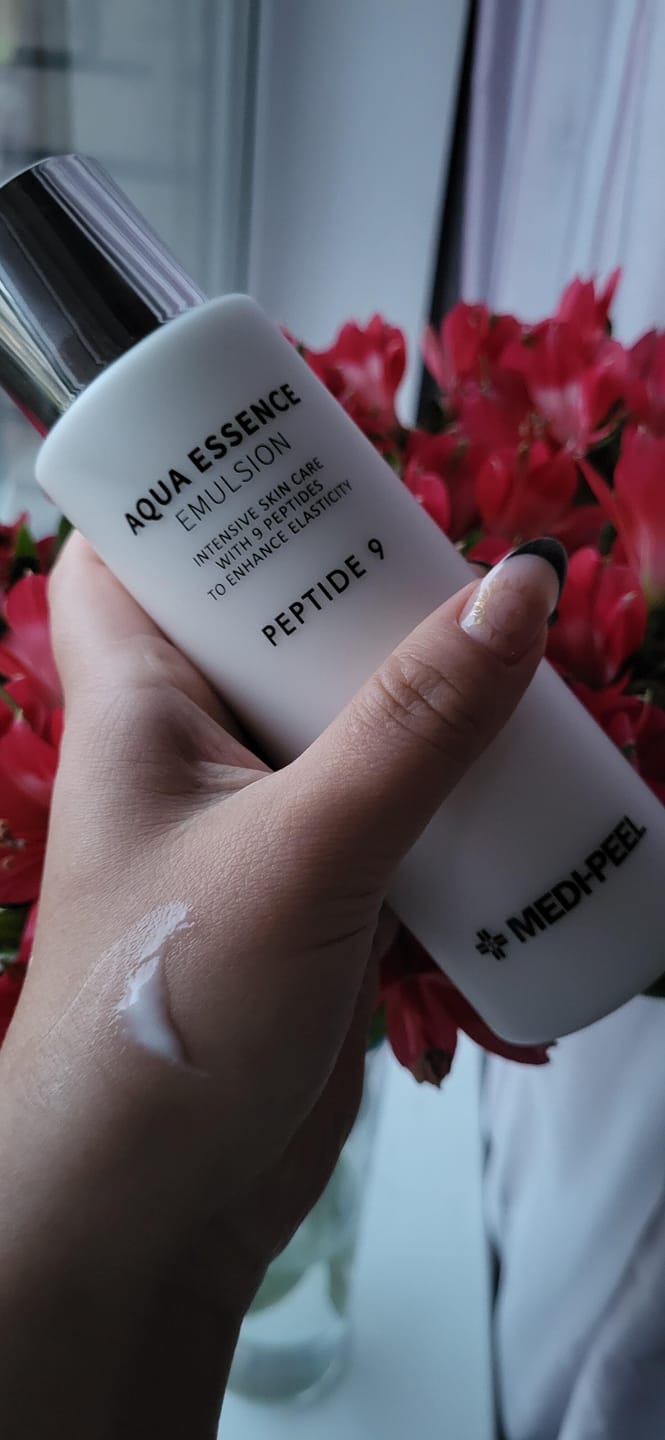 Customer photo review of Emulsija ar peptīdiem elastības piešķiršanai ādai Medi Peel Peptide 9 Aqua Essence Emulsion