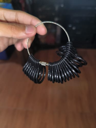 Customer photo review of B&CO Ring Sizer