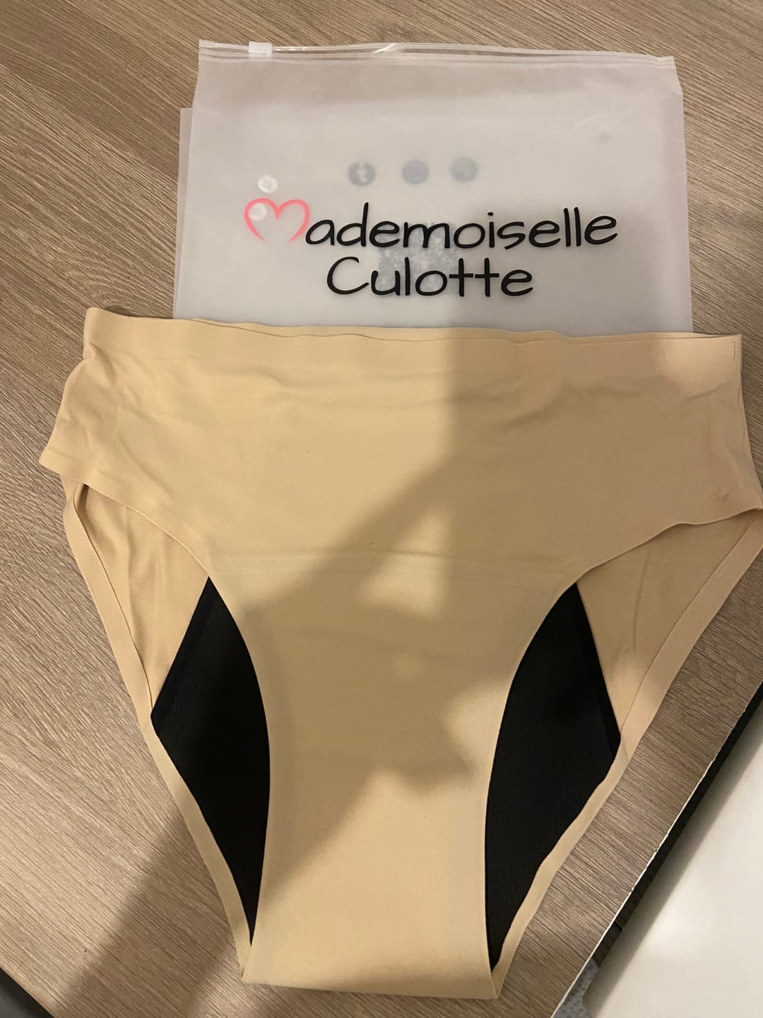 Customer photo review of Culotte Menstruelle Nina sans coutures (taille haute)