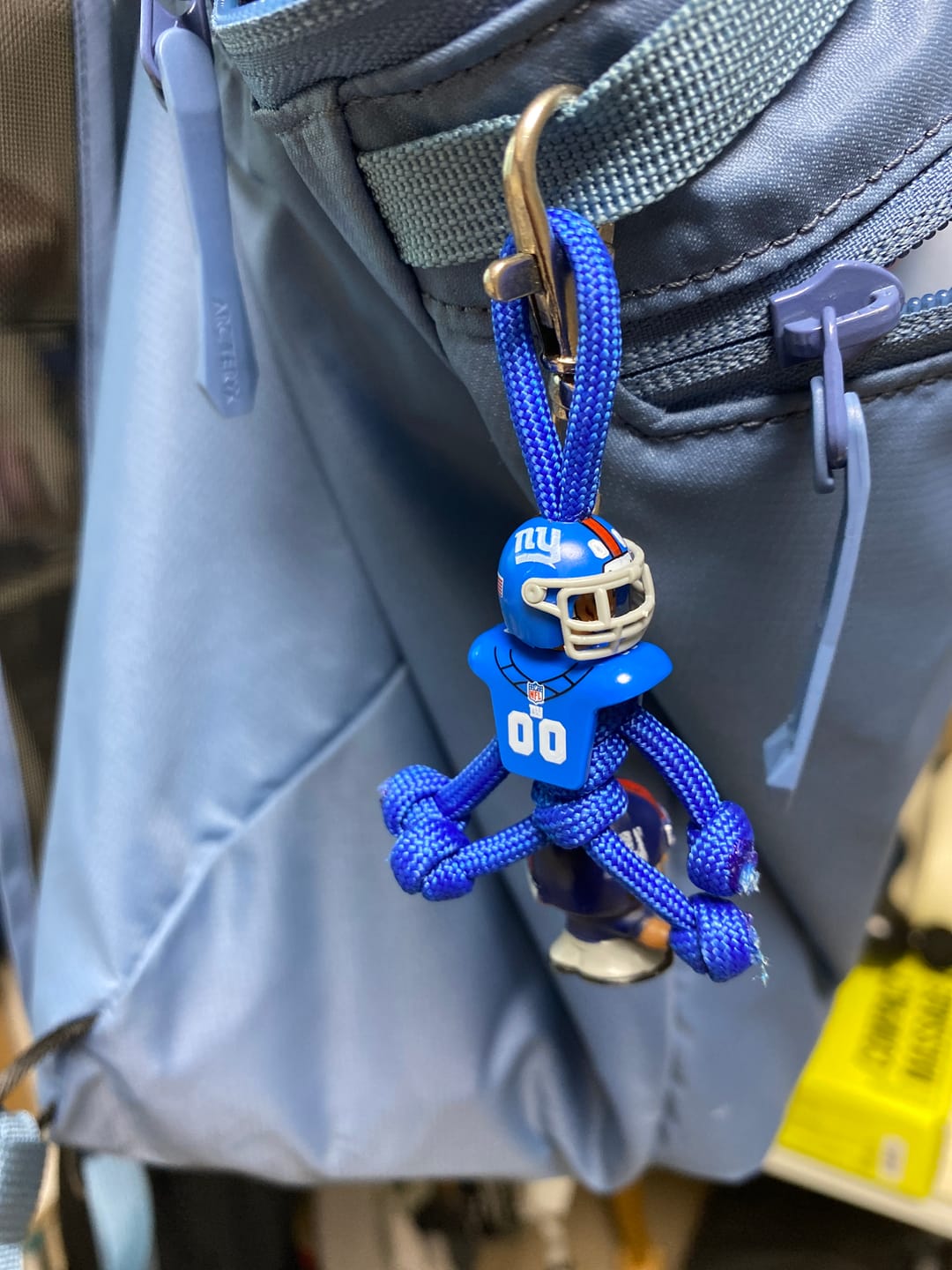 Customer photo review of New York Giants Paracord Buddy Keychain