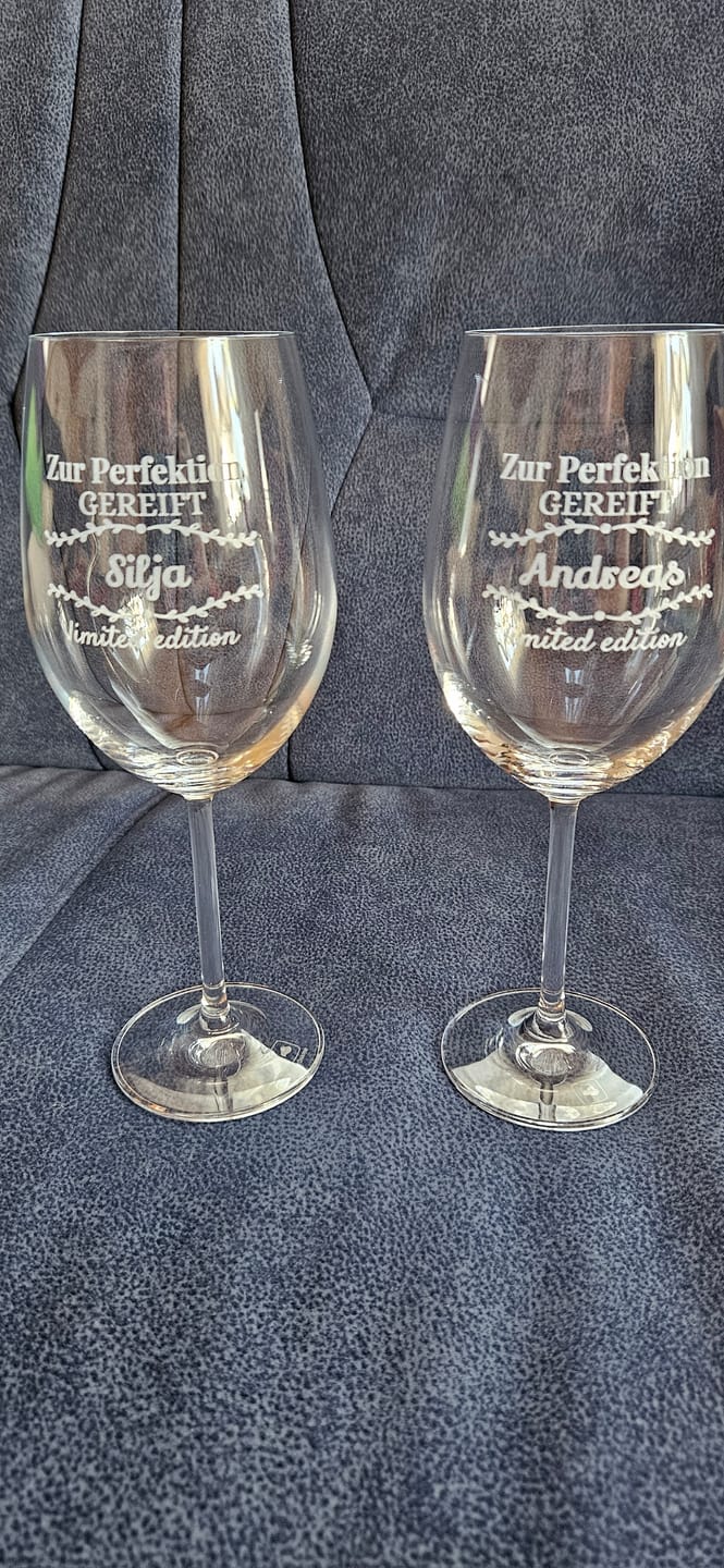 Customer photo review of Perfektion - Personalisiertes Weinglas