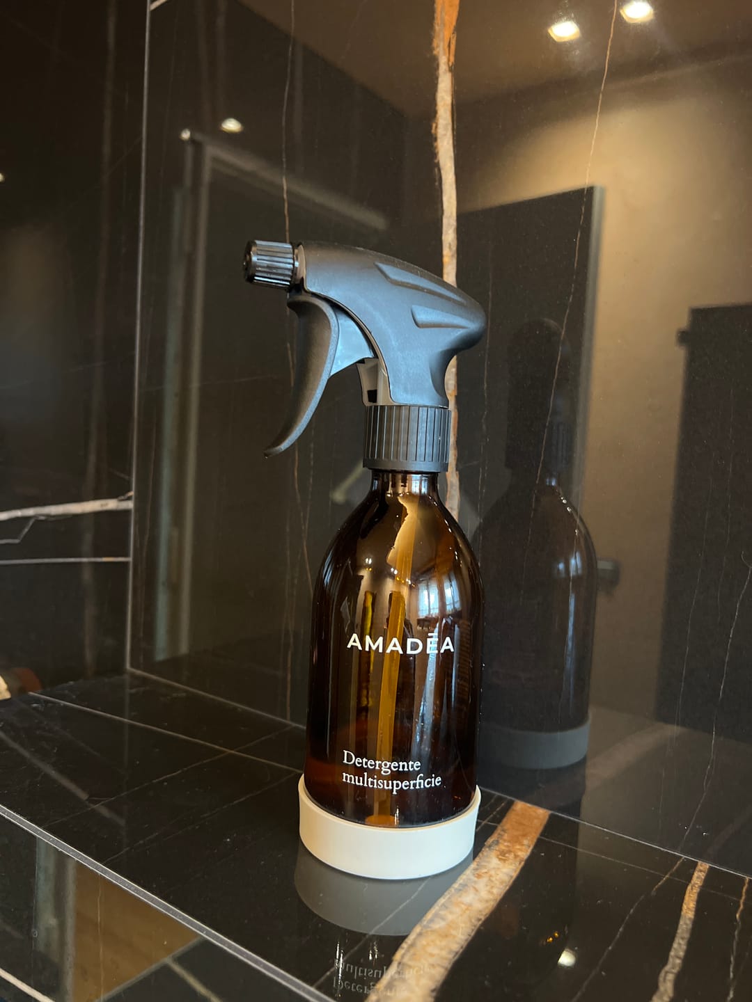 Customer photo review of Detergente multisuperficie - Ricarica da 1L
