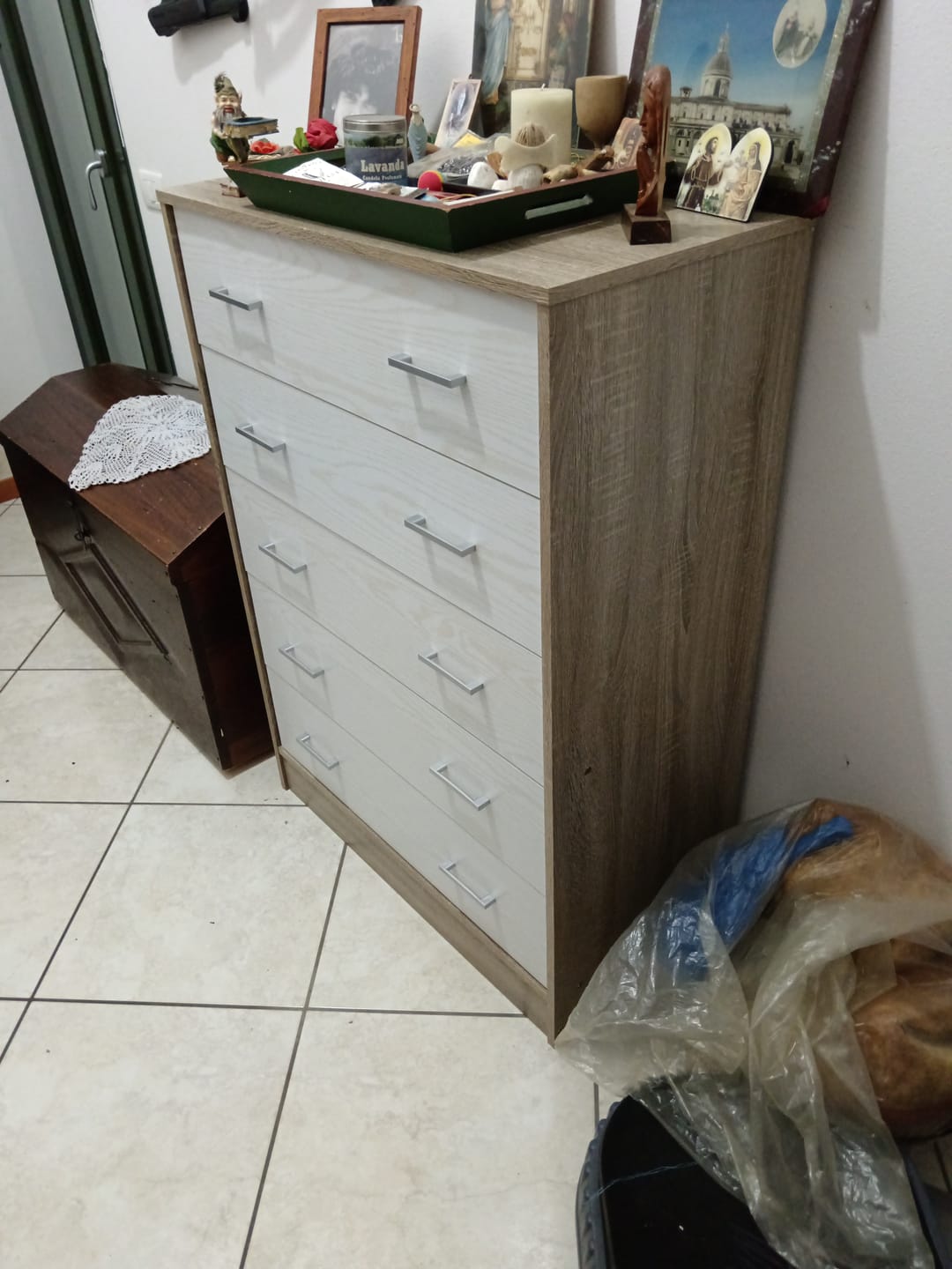 Customer photo review of Cassettiera con 5 cassetti in rovere nordico e bianco alpes