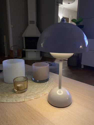 Customer photo review of Bordslampa - Svamplampa Flowerbud - Batteridriven 5000 mAH