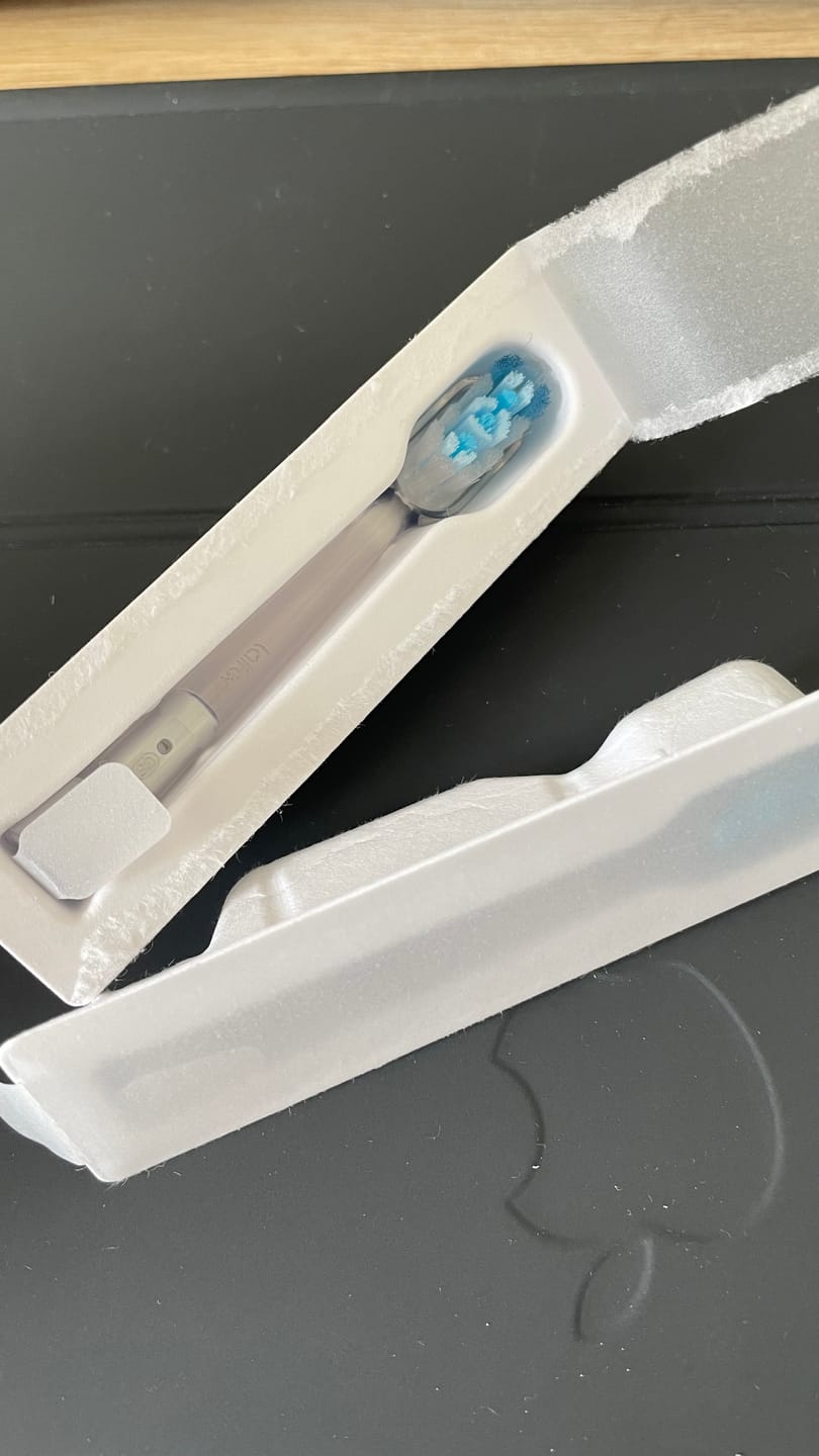 Customer photo review of Laifen Wave Toothbrush Heads