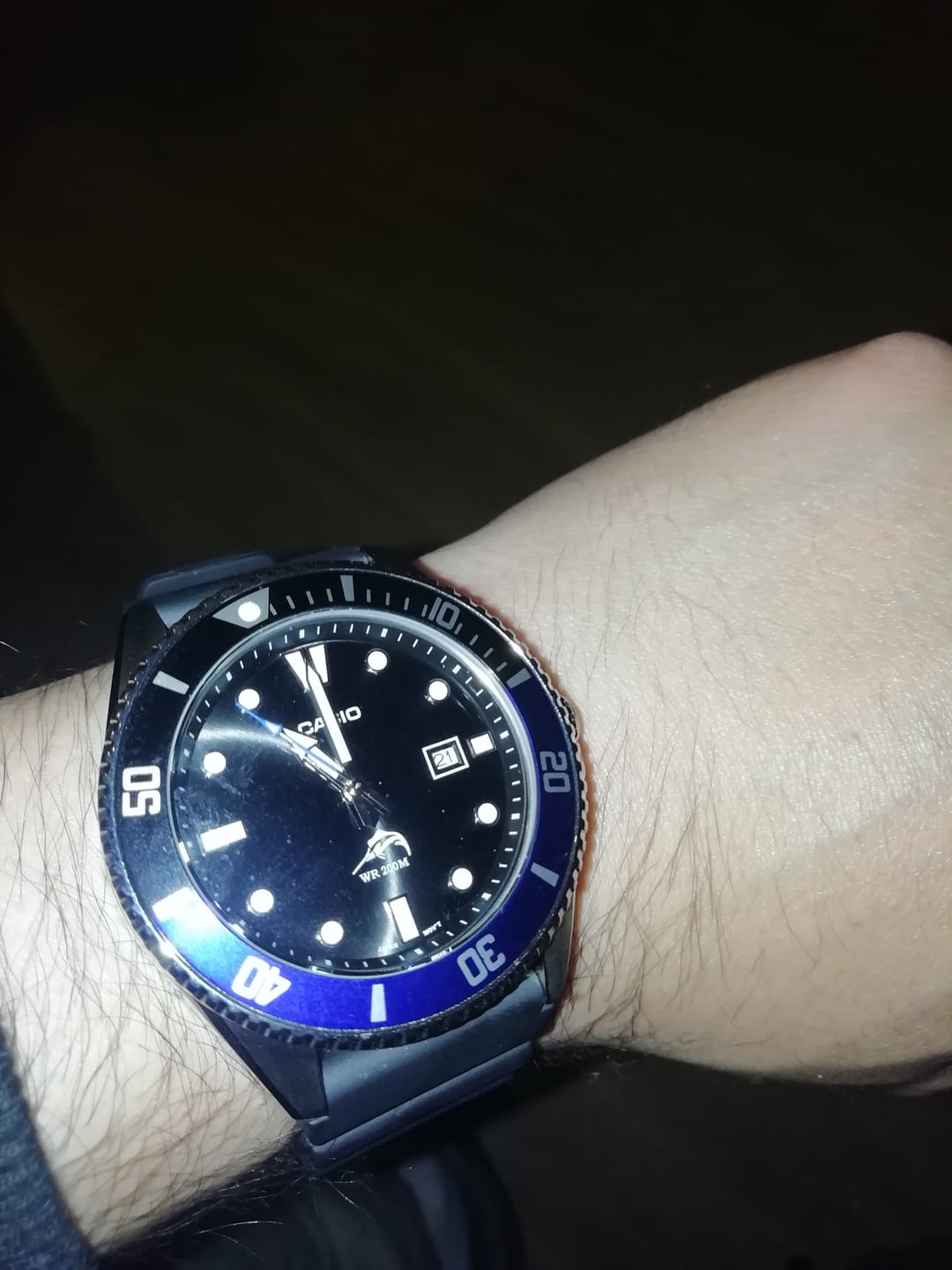 Customer photo review of Reloj Casio Submariner Marlin Duro MDV-106B-1A1VCF Batman Buceo [EXCLUSIVO]