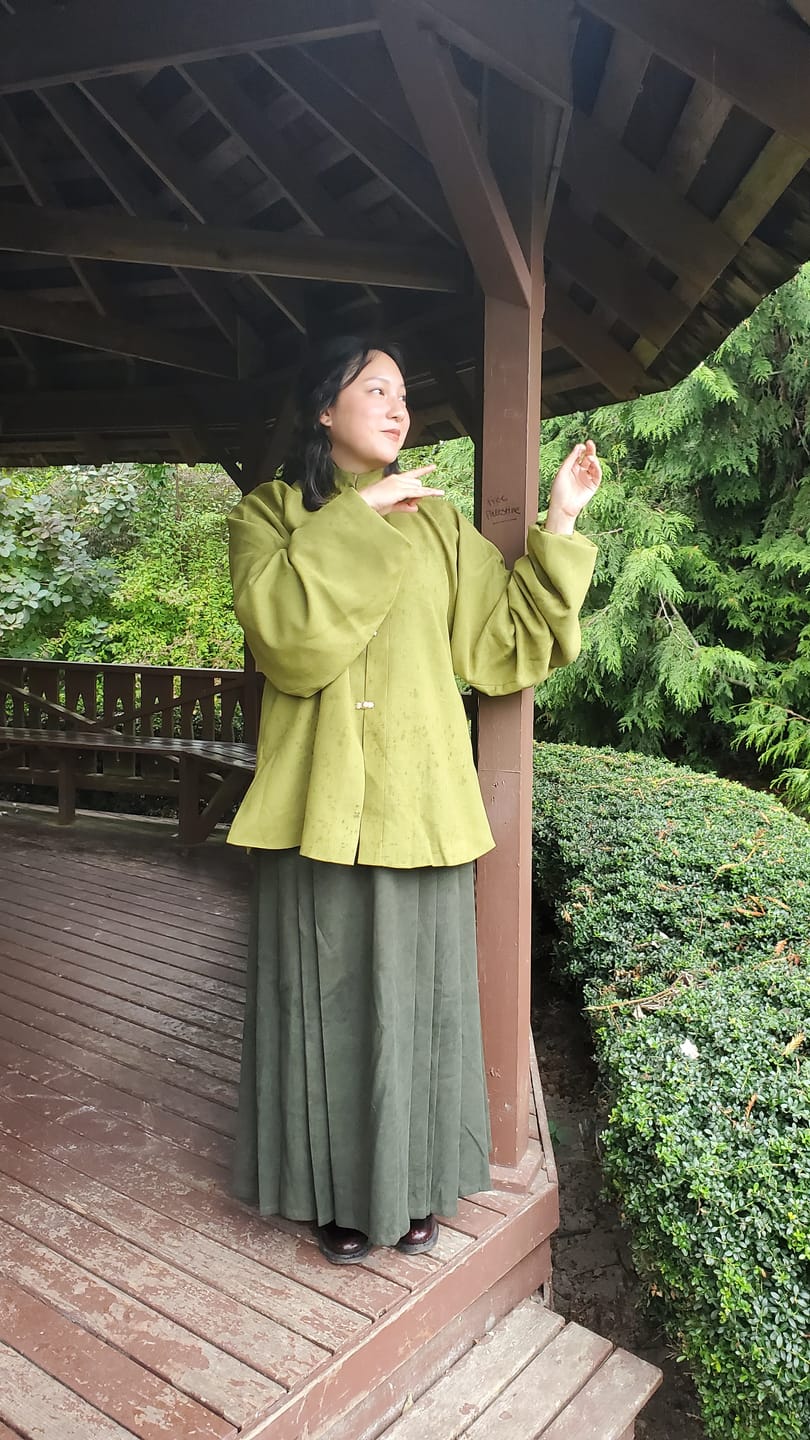 Customer photo review of Sen Lin 森林 Forest Fairy Modernized Ming Dynasty Liling Top & Easy-Wear Mamian Set