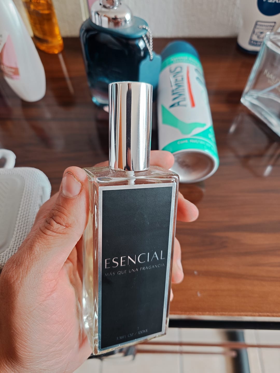 Customer photo review of H152 Inspirado en: Sauvage Eau de Parfum - Dior