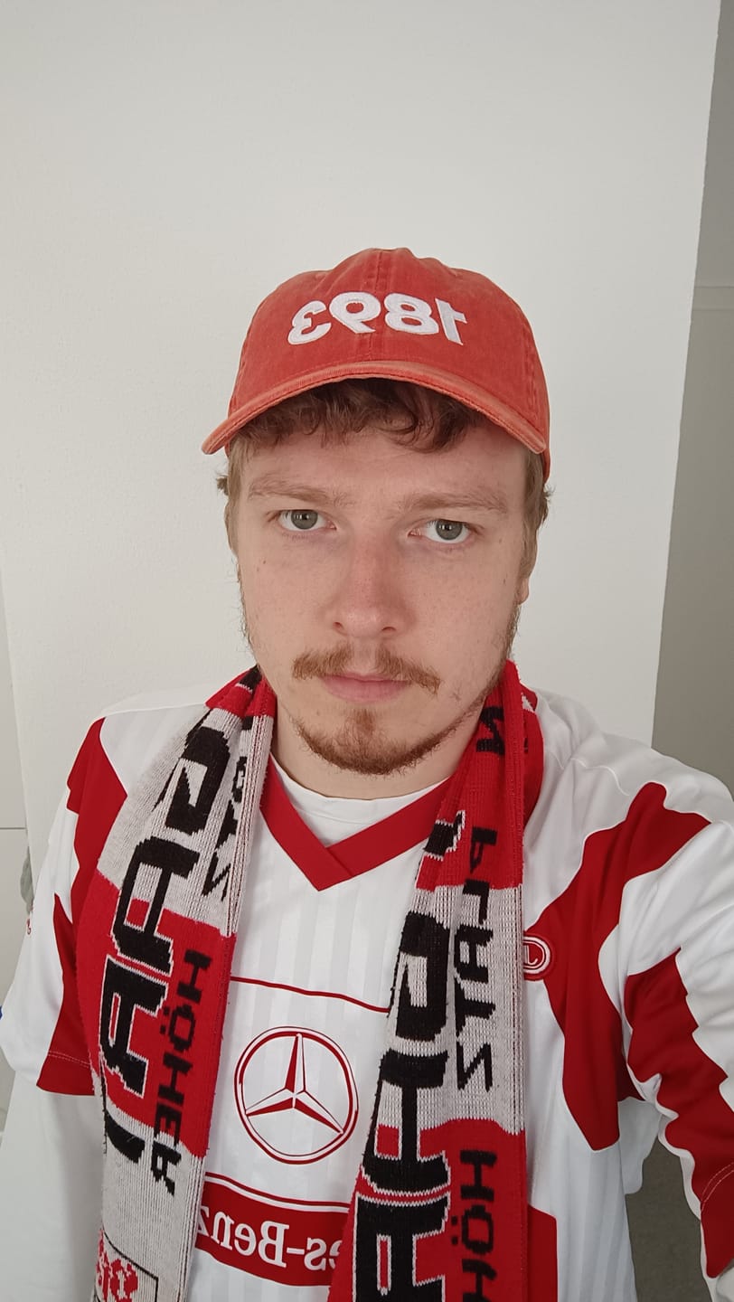 Customer photo review of Cap "1893" red