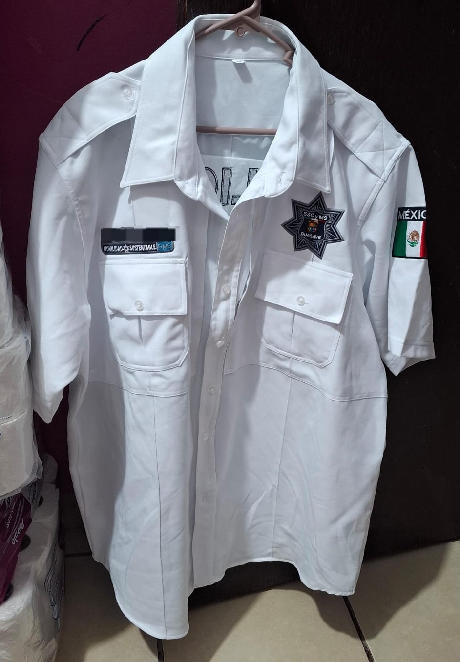 Customer photo review of Camisa Táctica Uniforme Azul y Blanco Policía Botones Simulados