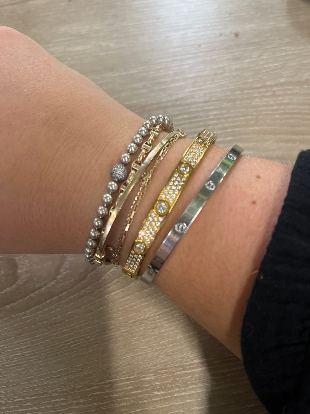 Customer photo review of Arena Armreif | 18K vergoldet