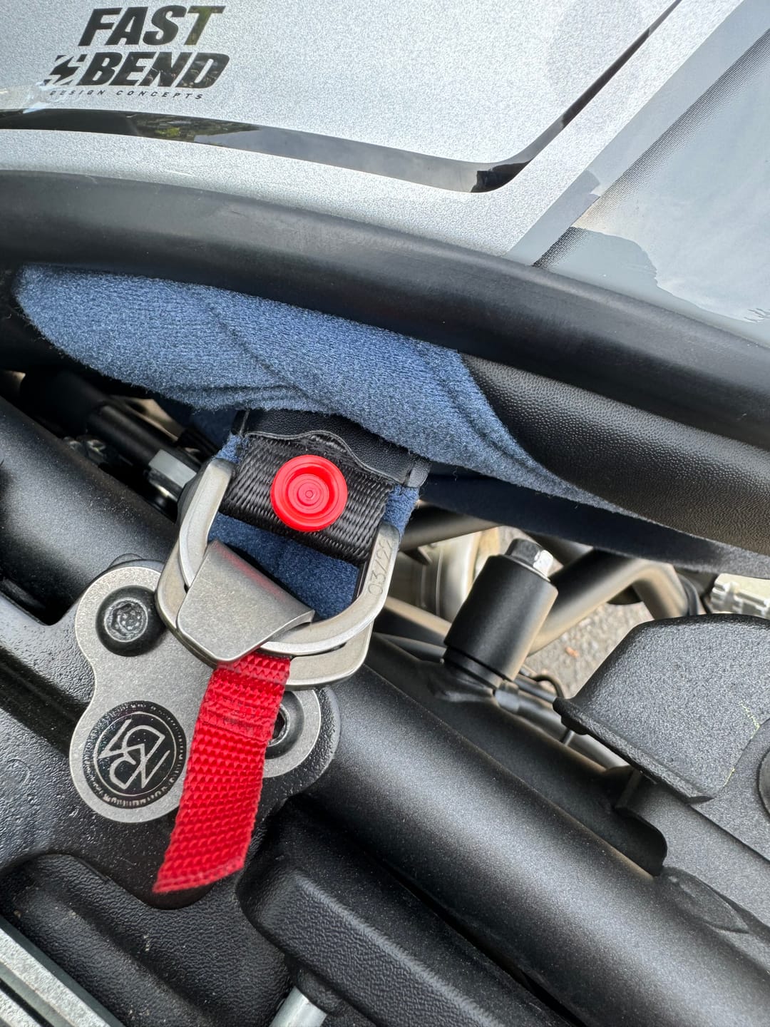 Customer photo review of XSR700 Helmet Hook (lock) 2016+