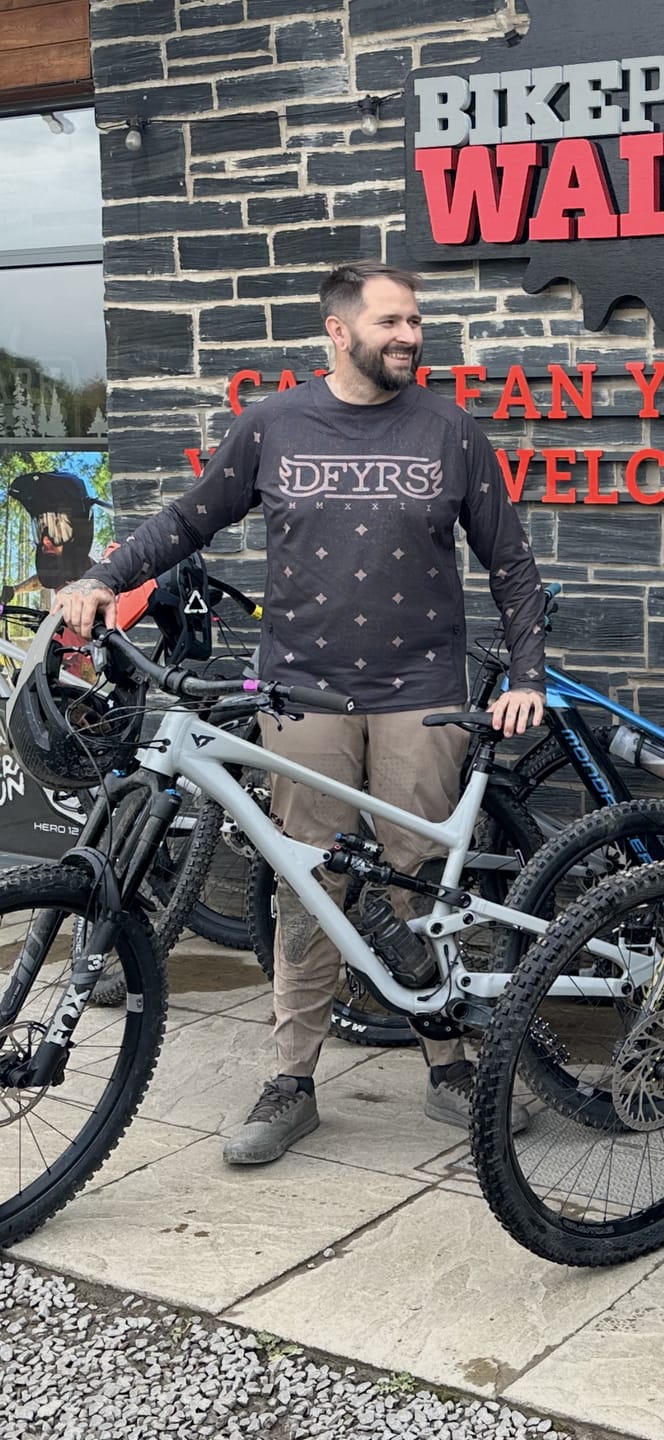 Customer photo review of Coffindodger DC | Park Pant | Zion Dust
