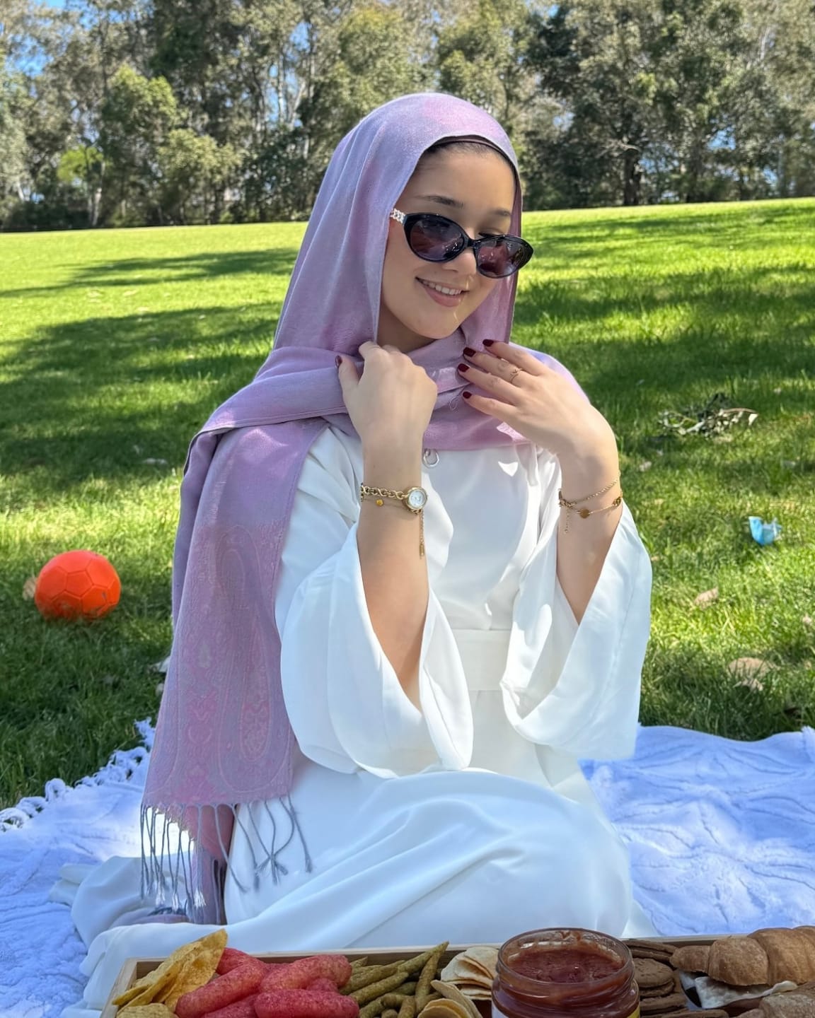 Customer photo review of Aisha Abaya with Hijab - White