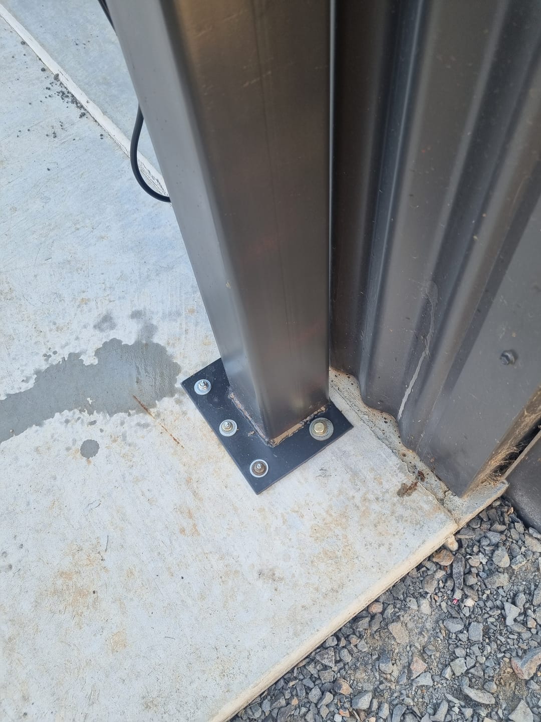 Customer photo review of R18 Wall-Mounted Pressure Washer
