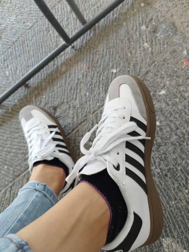 Customer photo review of Tenis Francis Court Women