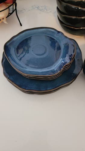 Customer photo review of 16-Piece Ocean Blue Porcelain Dinnerware Set
