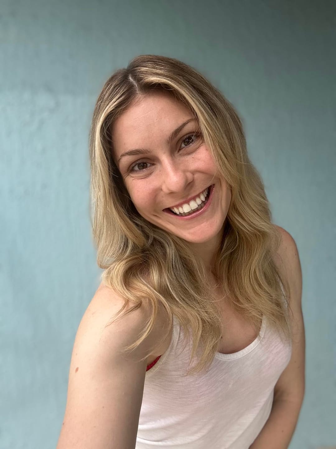 Customer photo review of Human Hair Topper for Women Brown to Blonde Balayage Natural Look #3/8/22