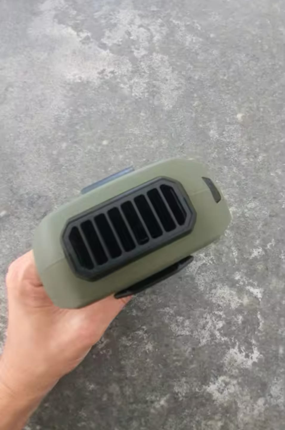 Customer photo review of BreezeMate - Portable Waist Fan