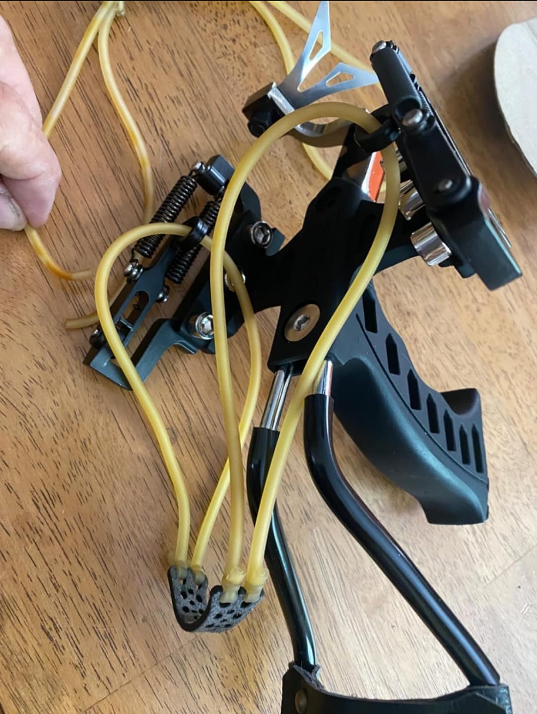 Customer photo review of Hunting Power Precision Slingshot