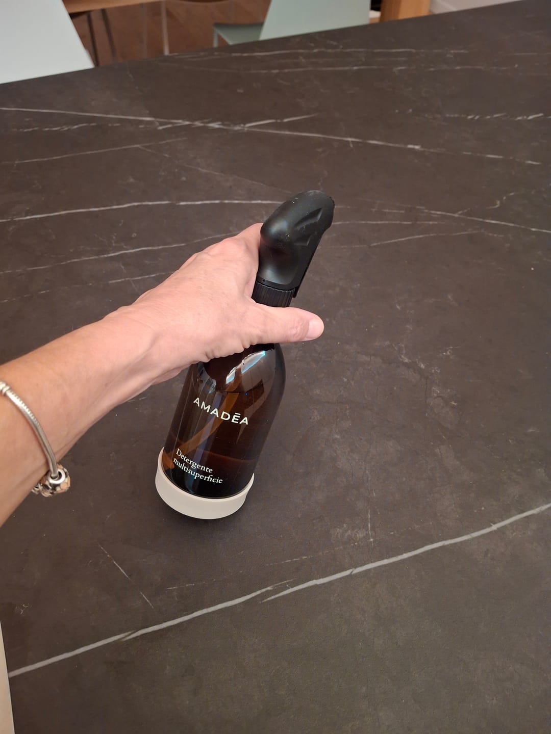 Customer photo review of Detergente multisuperficie 300ml