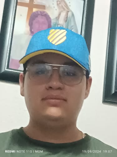 Customer photo review of Gorra Skyler