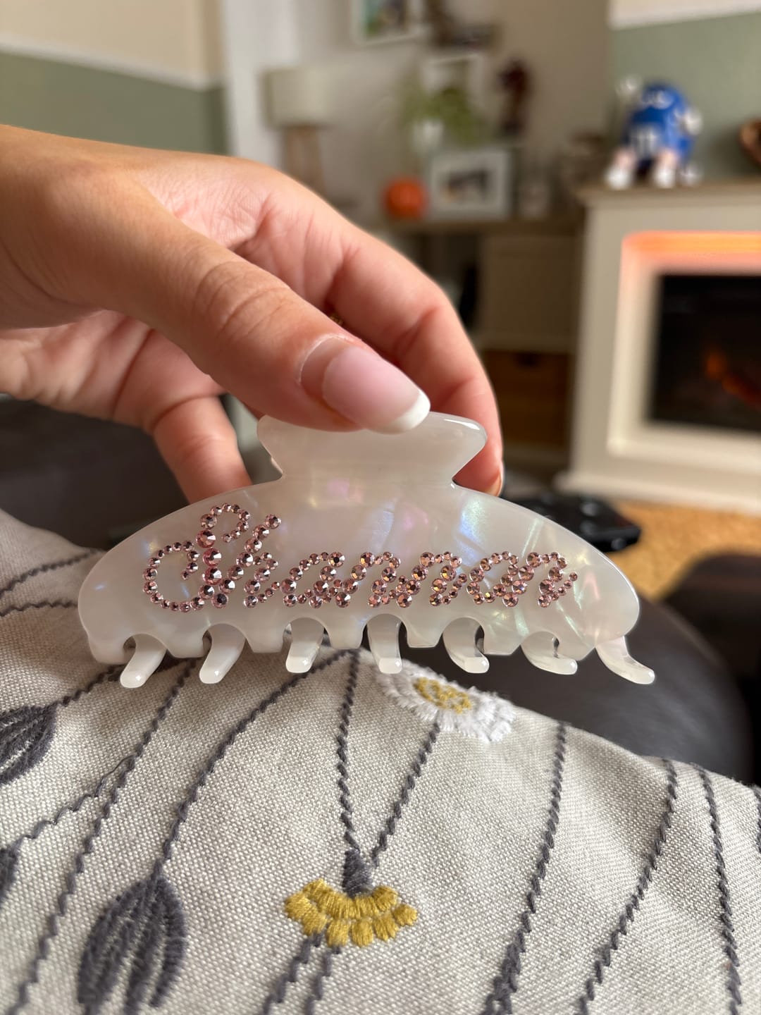 Customer photo review of custom hair claw clip