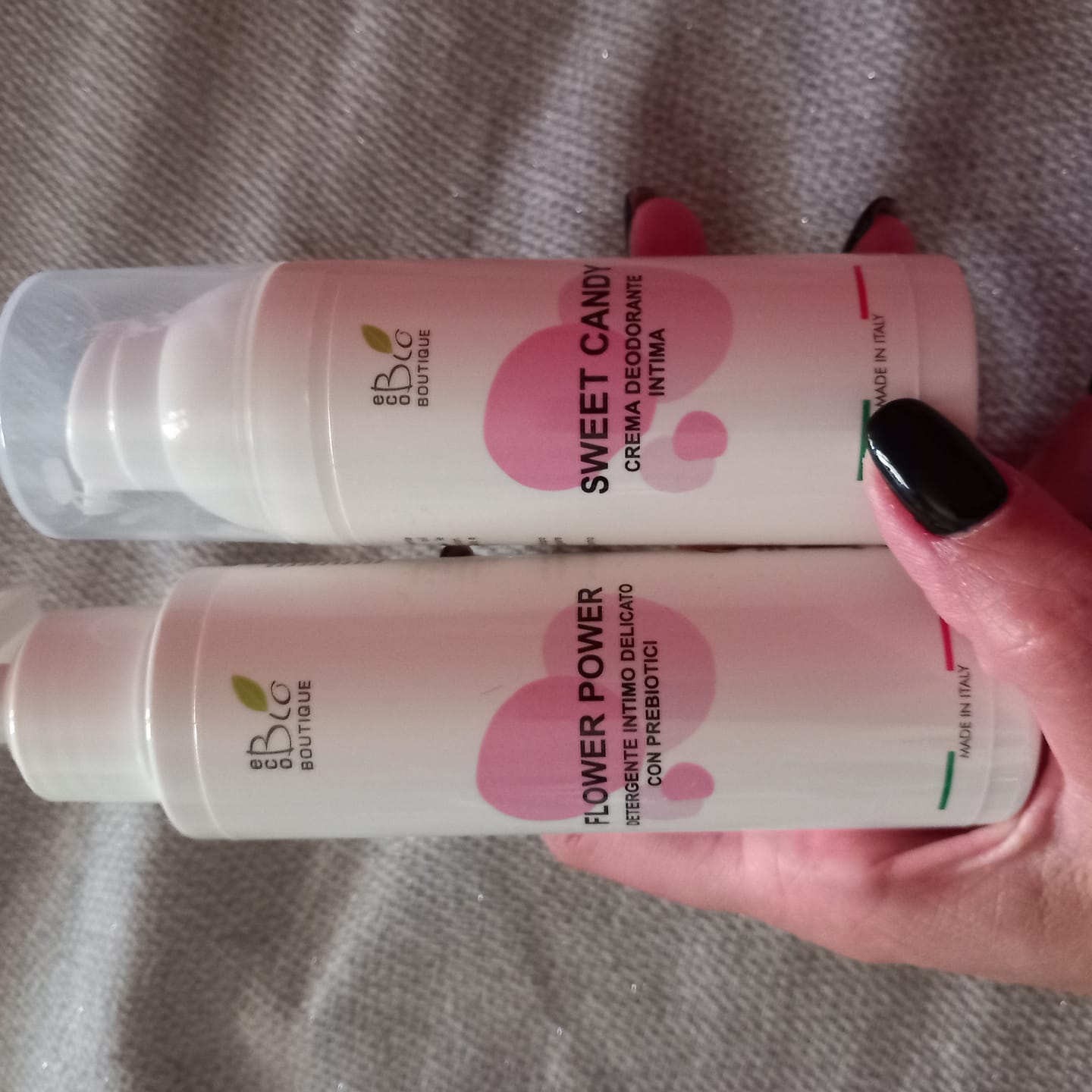 Customer photo review of V Skincare Kit