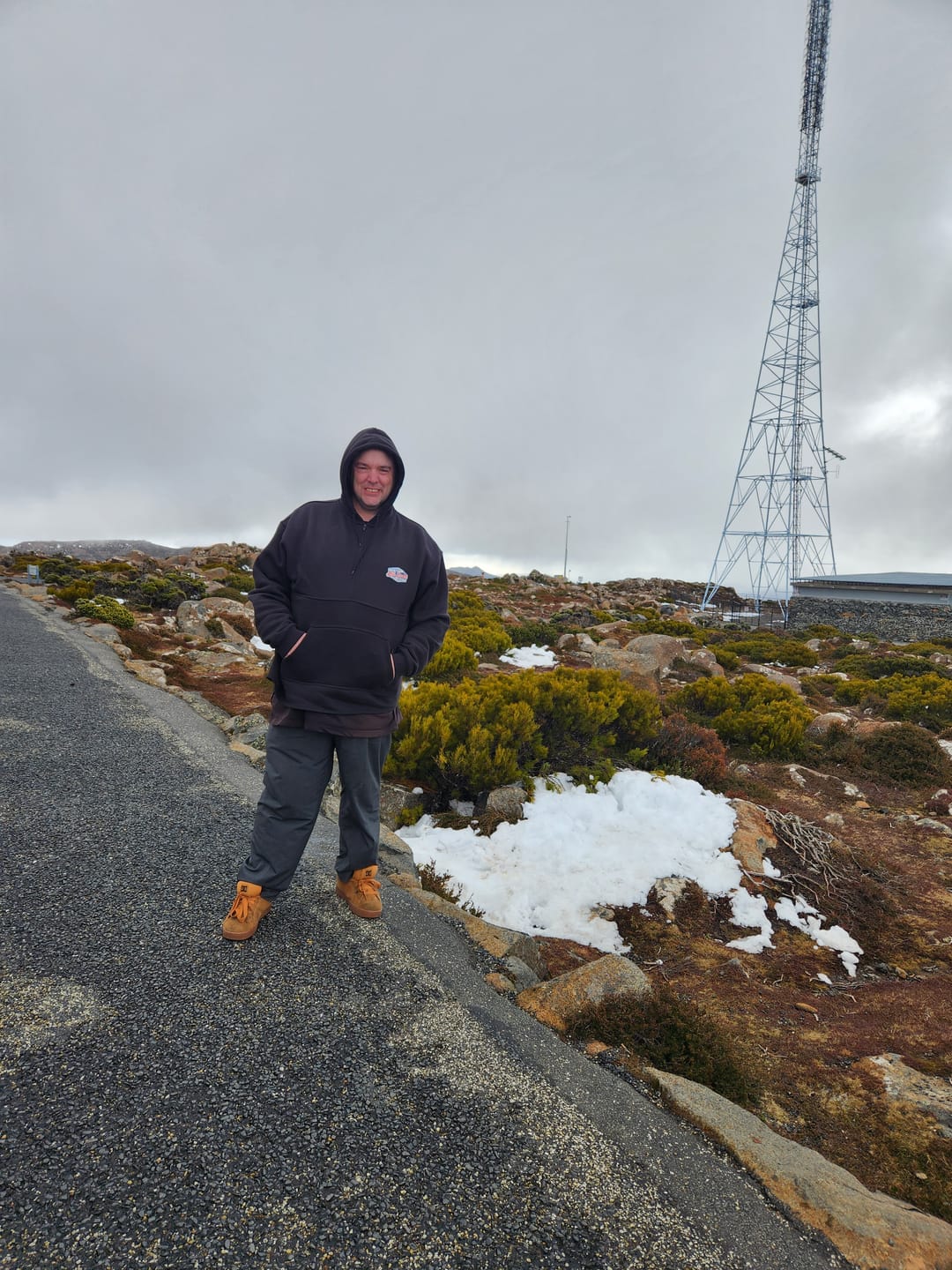 Customer photo review of Black | Half Zip Long Tail Hoody