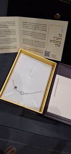 Customer photo review of Eternal Love Bracelet