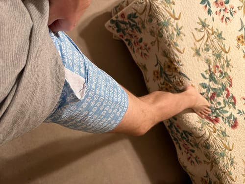 Customer photo review of Mesh Shorts 4" Inseam - UNC Blue